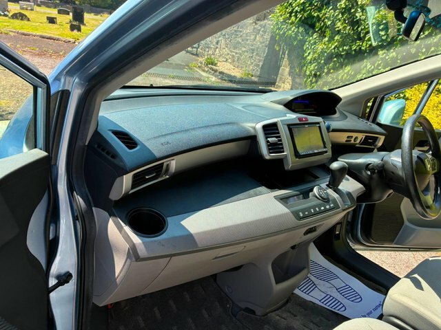 Honda Freed 1.5 Hybrid 6 Seats Black #10