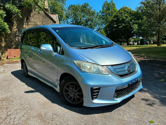 Honda Freed 1.5 Hybrid 6 Seats Black #38