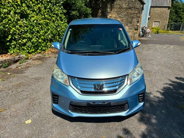 Honda Freed 1.5 Hybrid 6 Seats Black #44