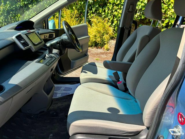 Honda Freed 1.5 Hybrid 6 Seats Black #11
