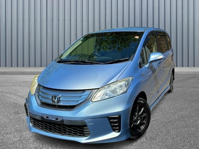 Honda Freed 1.5L Hybrid Blue #3
