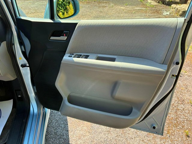 Honda Freed 1.5 Hybrid 6 Seats Black #22