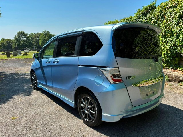Honda Freed 1.5 Hybrid 6 Seats Black #57