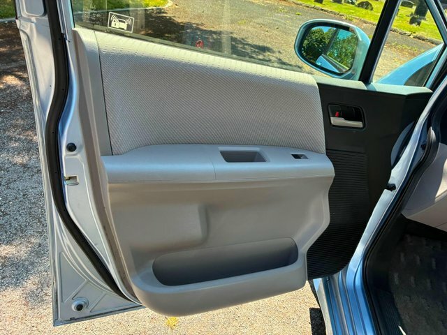 Honda Freed 1.5 Hybrid 6 Seats Black #9