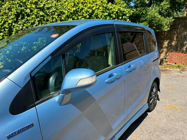 Honda Freed 1.5 Hybrid 6 Seats Black #47