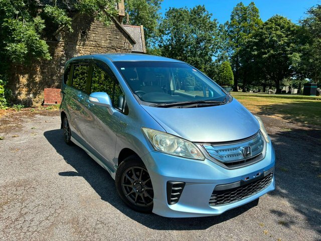 Honda Freed 1.5 Hybrid 6 Seats Black #39