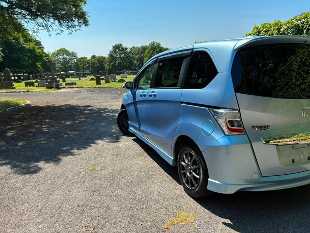 Honda Freed 1.5 Hybrid 6 Seats Black #62