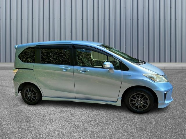 Honda Freed 1.5L Hybrid Blue #6