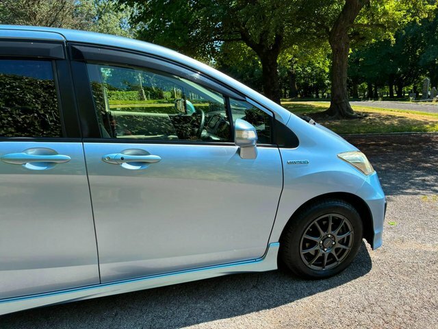 Honda Freed 1.5 Hybrid 6 Seats Black #76