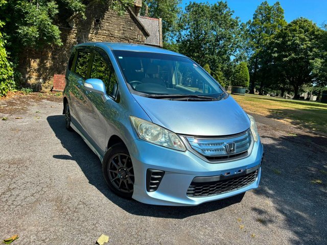 Honda Freed 1.5 Hybrid 6 Seats Black #40