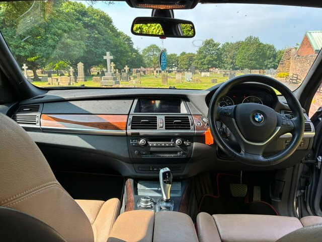 BMW X5 M Sport White #9