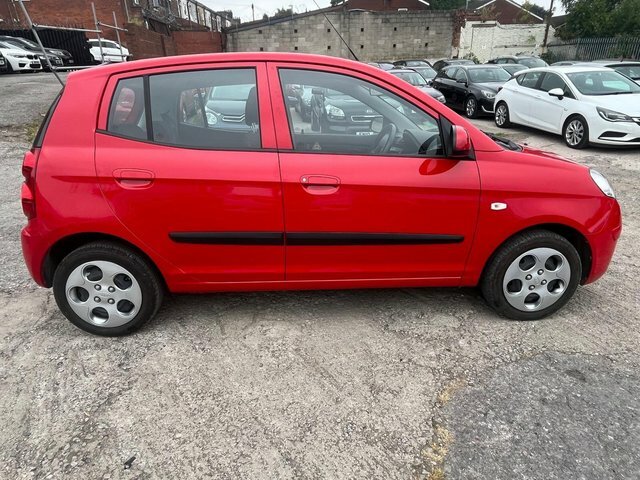 Kia Picanto Strike Yellow #7