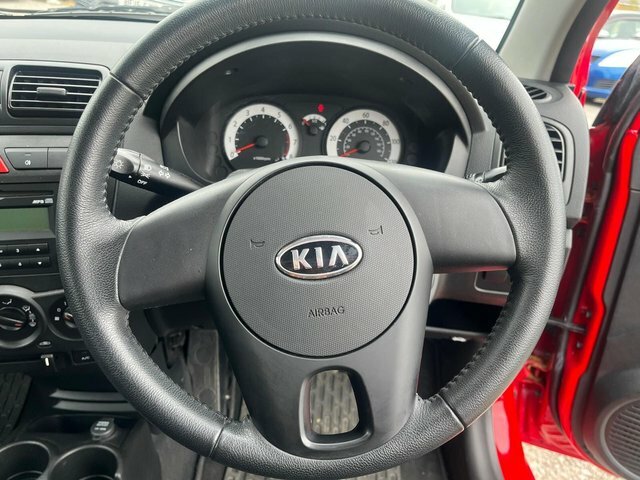 Kia Picanto Strike Yellow #14