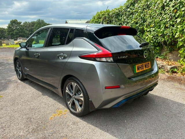 Nissan Leaf 40Kwh N-connecta Hatchback 150 Silver #65