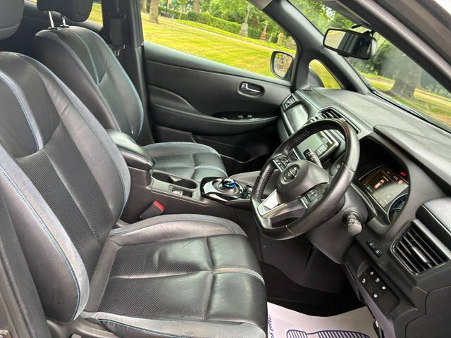 Nissan Leaf 40Kwh N-connecta Hatchback 150 Silver #23