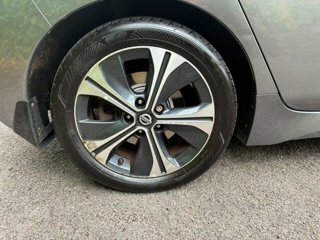 Nissan Leaf 40Kwh N-connecta Hatchback 150 Silver #84