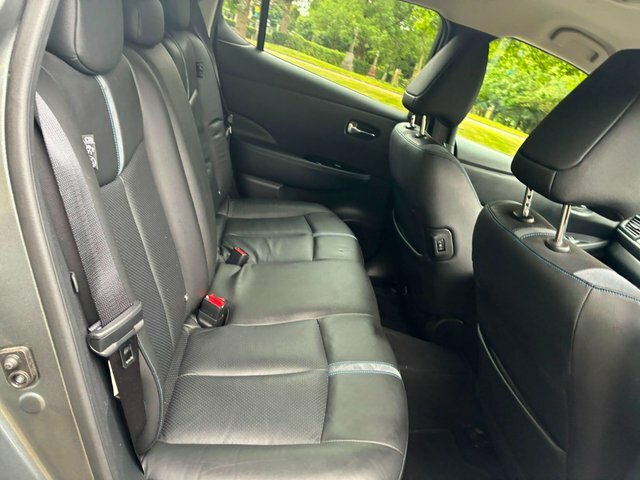 Nissan Leaf 40Kwh N-connecta Hatchback 150 Silver #20