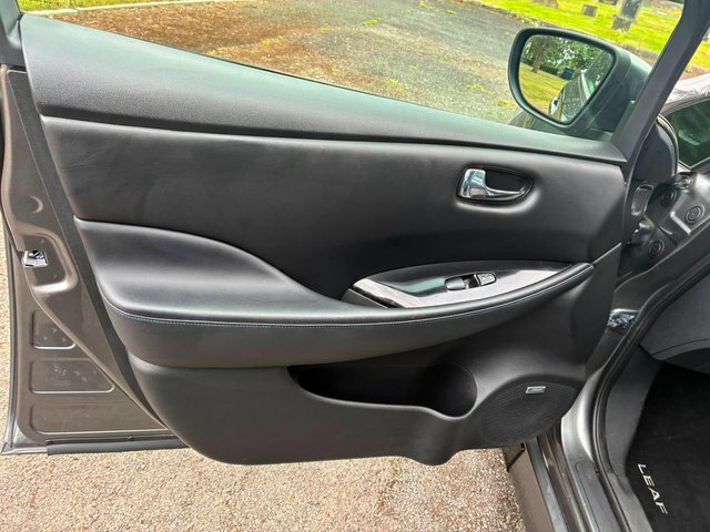 Nissan Leaf 40Kwh N-connecta Hatchback 150 Silver #10