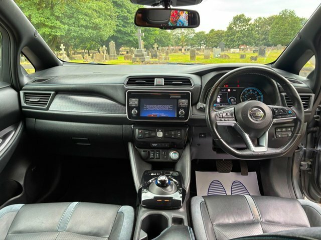 Nissan Leaf 40Kwh N-connecta Hatchback 150 Silver #9