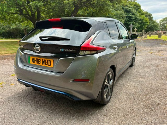 Nissan Leaf 40Kwh N-connecta Hatchback 150 Silver #80