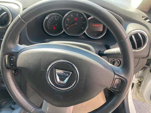 Dacia Logan Access White #9