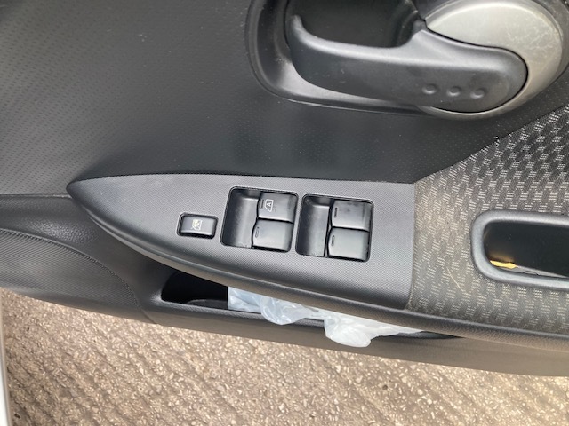 Nissan Note 1.6 16V Sve Hatchback 156 Gkm, Silver #8