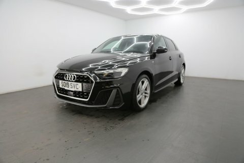Audi A1 1.0 Tfsi 30 SO19SVC Black #3