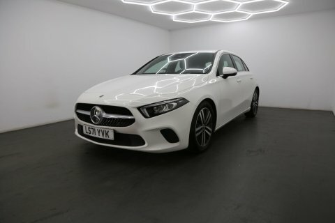 Mercedes-Benz A Class 1.3 A180 Sport LS71YVK White #3
