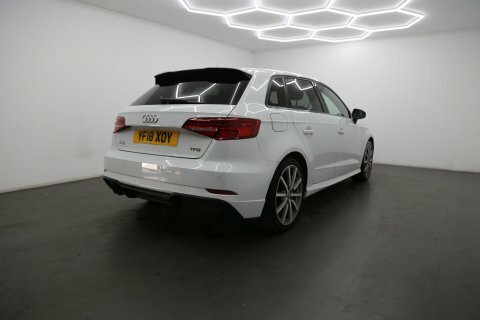Audi A3 1.5 Tfsi Cod YF18XOY White #4