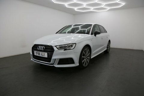 Audi A3 1.5 Tfsi Cod YF18XOY White #3