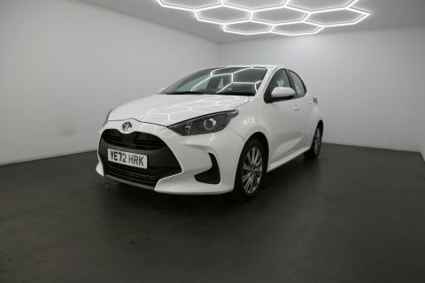 Toyota Yaris 1.5 Vvt-h Icon YE72HRK White #3