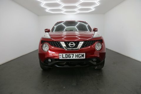 Nissan Juke 1.6 Tekna Xtron LD67HGM Red #2