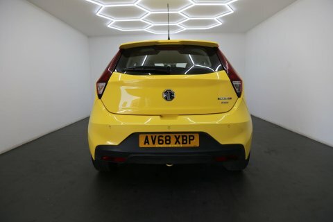 MG MG3 1.5 Vti-tech Exclusive AV68XBP Yellow #5