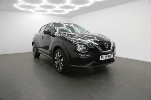 Nissan Juke Hatchback #1