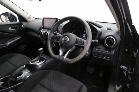 Nissan Juke Hatchback #17