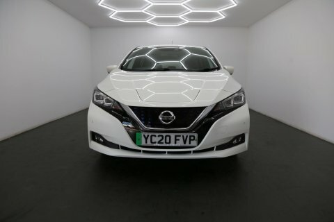 Nissan Leaf 40Kwh Tekna YC20FVP White #2