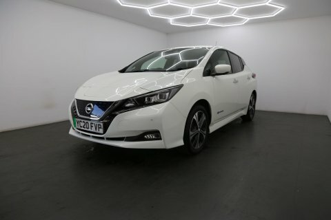 Nissan Leaf 40Kwh Tekna YC20FVP White #3