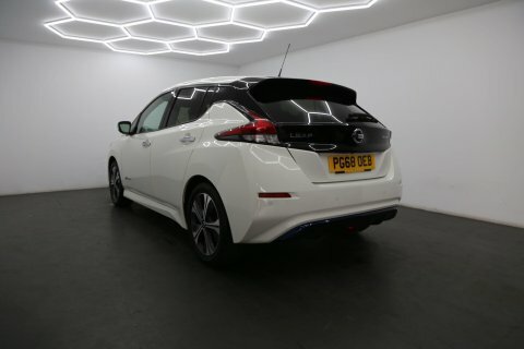 Nissan Leaf 40Kwh Tekna White #6
