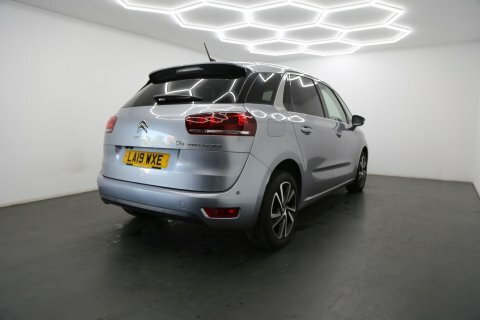 Citroen C4 SpaceTourer 1.2 Puretech Flair Grey #4