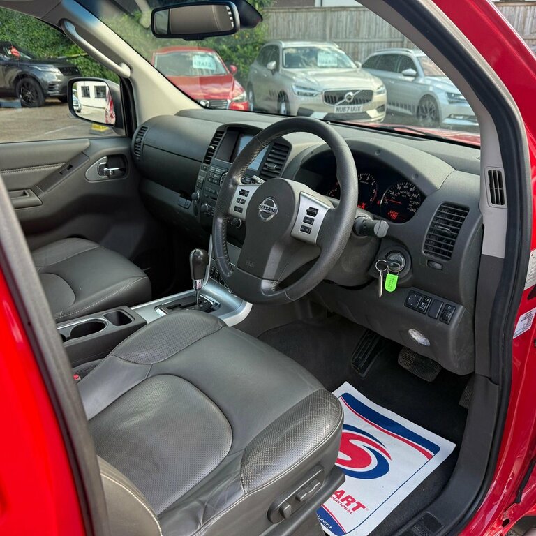Nissan Navara 3.0 Dci V6 Outlaw 4Wd Euro 5 Red #3