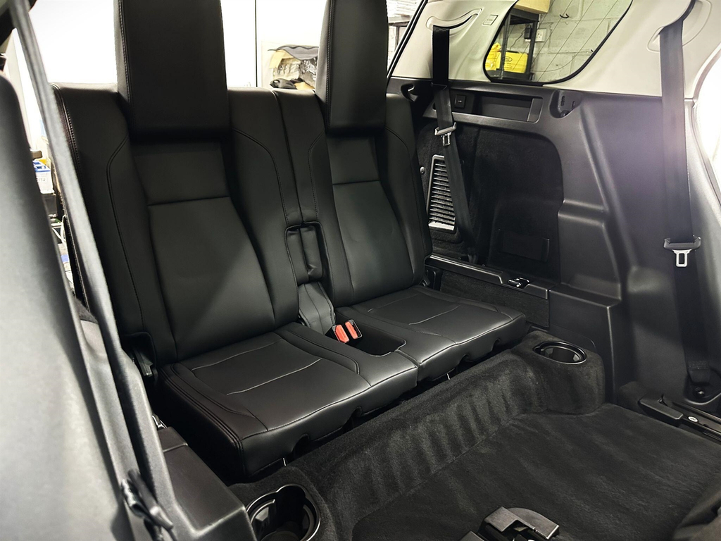 Land Rover Discovery Sport Td4 Hse White #33