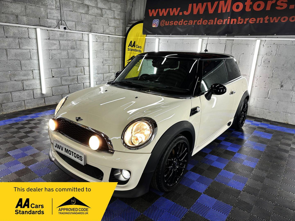Mini Hatch 1.6 Cooper Euro 5 Ss 