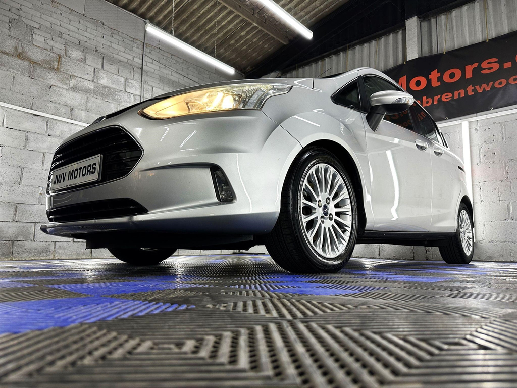 Ford B-Max 1.4 Zetec Euro 5 Gold #43