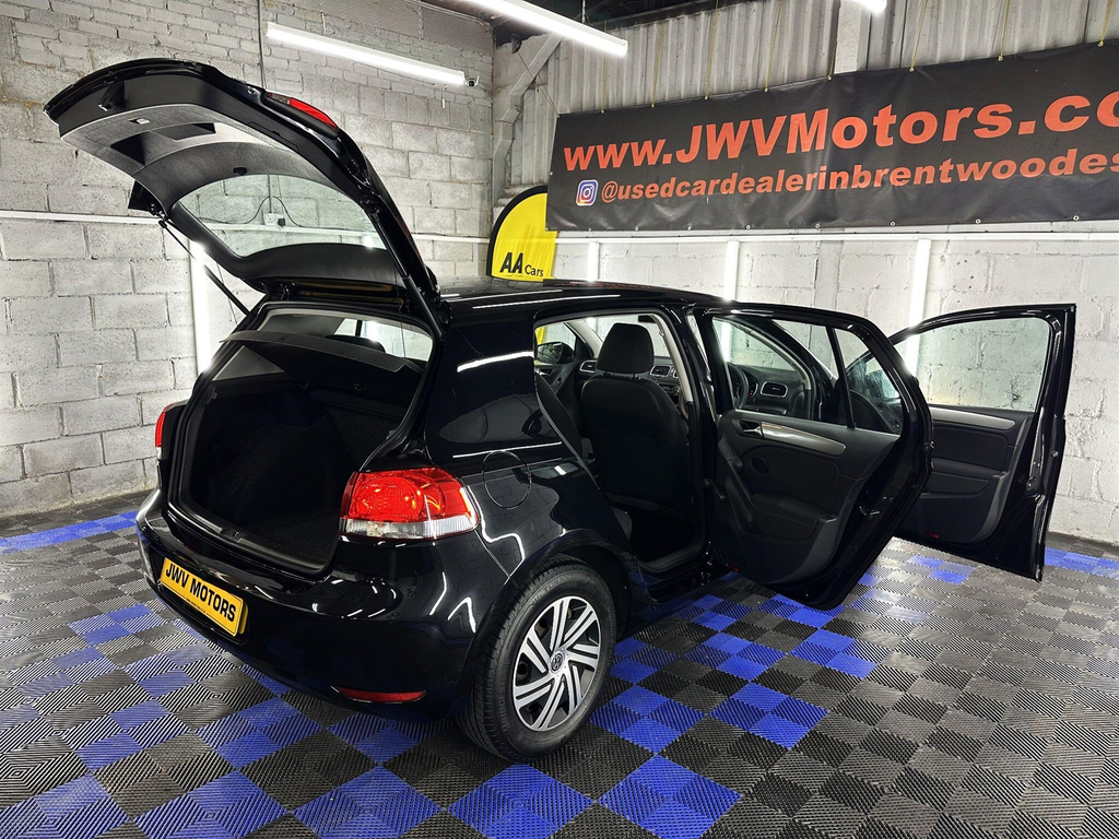 Volkswagen Golf 1.4 Tsi Match Red #30