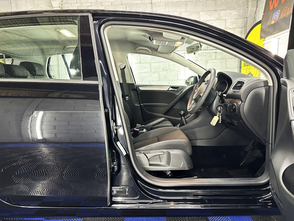 Volkswagen Golf 1.4 Tsi Match Red #25