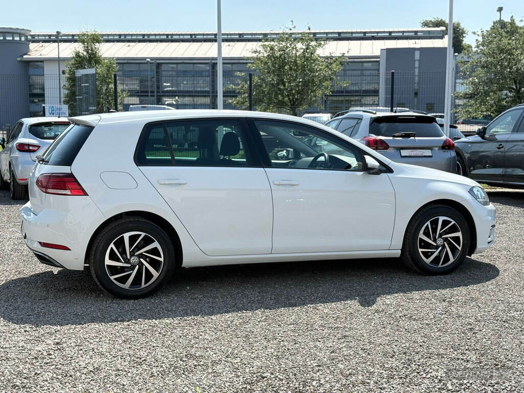 Volkswagen Golf 1.6 Tdi Match GM68HJY White #5