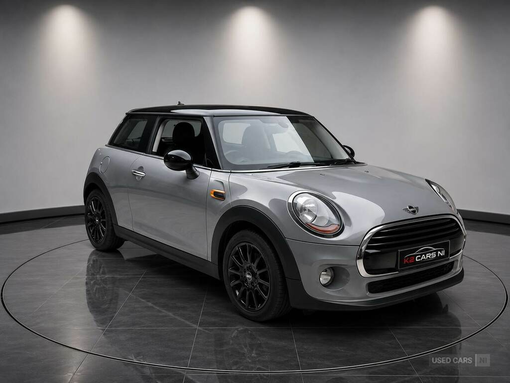 Mini Hatch 1.5 Cooper Grey