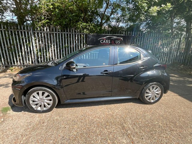Toyota Yaris Vvt-h Icon E-cvt Euro EA72RWV Black #3