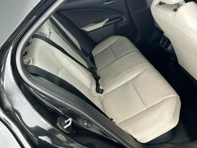 Lexus UX 250H F Sport Design Black #2