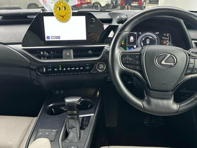 Lexus UX 250H F Sport Design Black